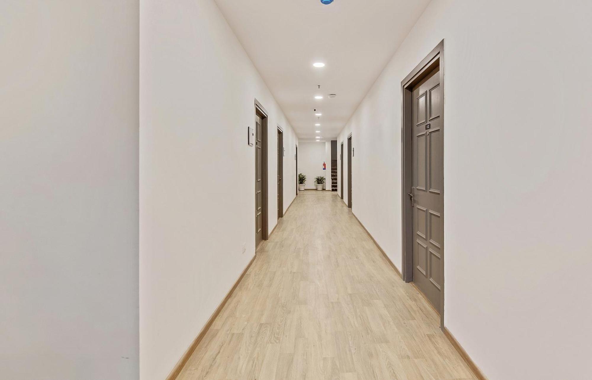 Townhouse Sector 49 Near Logix City Centre โนอิดา ภายนอก รูปภาพ